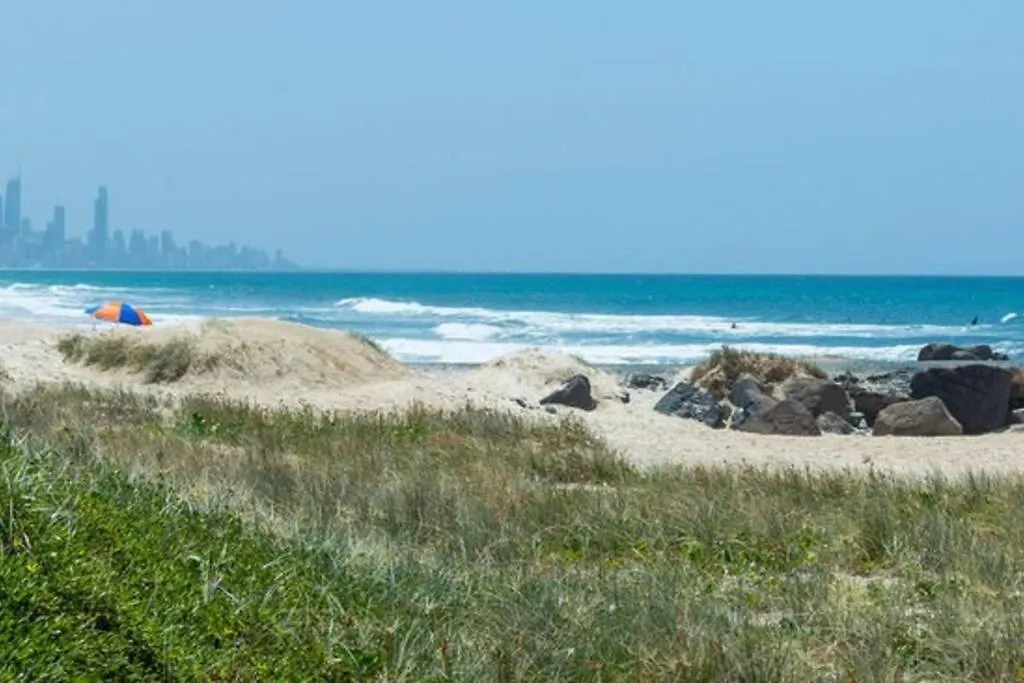 Absolute Beachfront Family Size Home Gold Coast Australia
